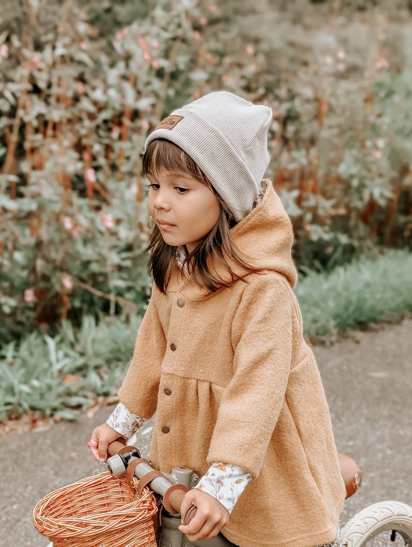 Beanie mit Ledelabel - Cajo Kids
