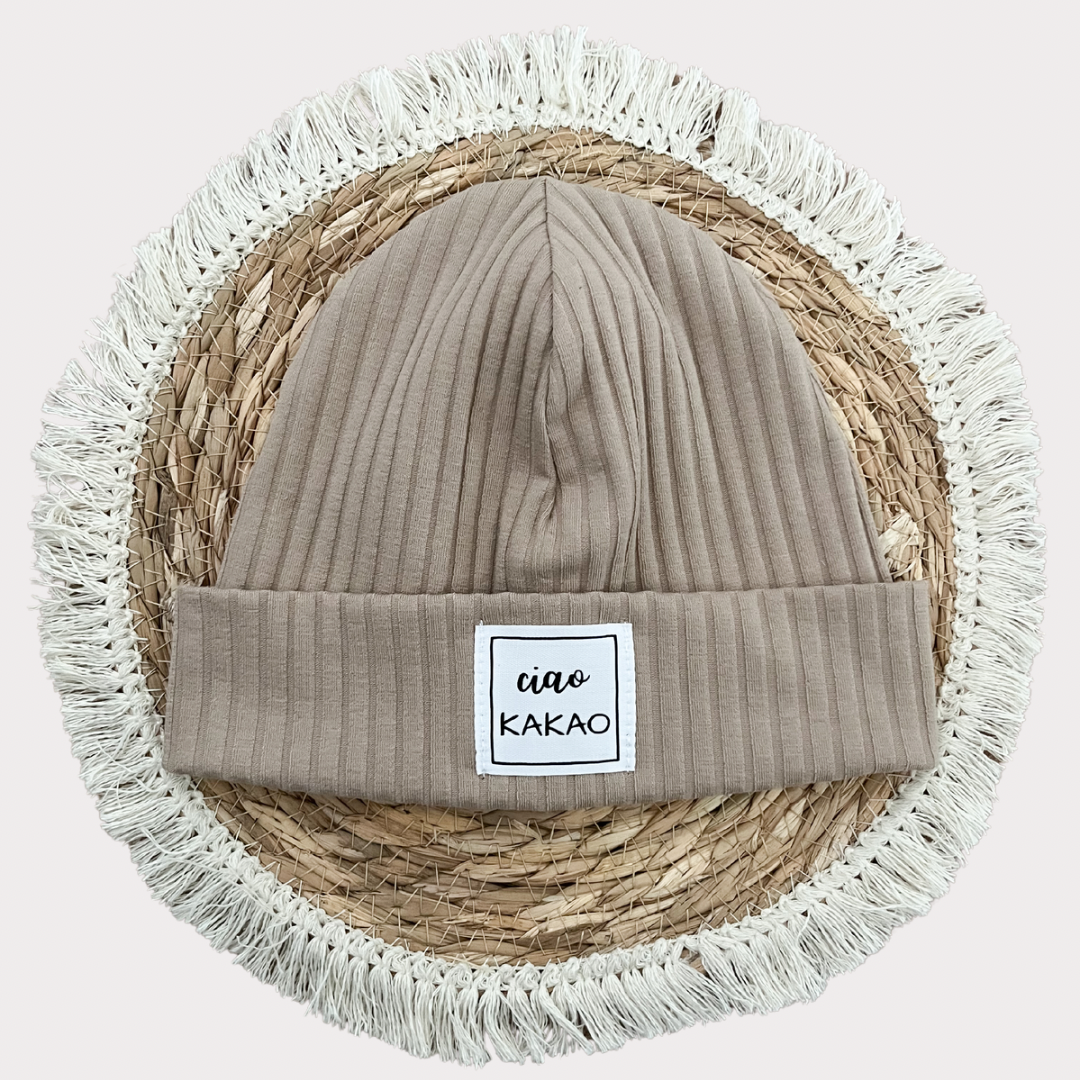 Beanie mit Weblabel Beige